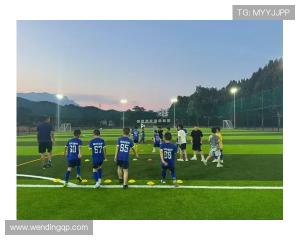 问鼎娱乐足球官网优化移动端体验确保用户随时随地畅享足球精彩内容 问鼎娱乐足球官网优化移动端体验确保用户随时随地畅享足球精彩内容